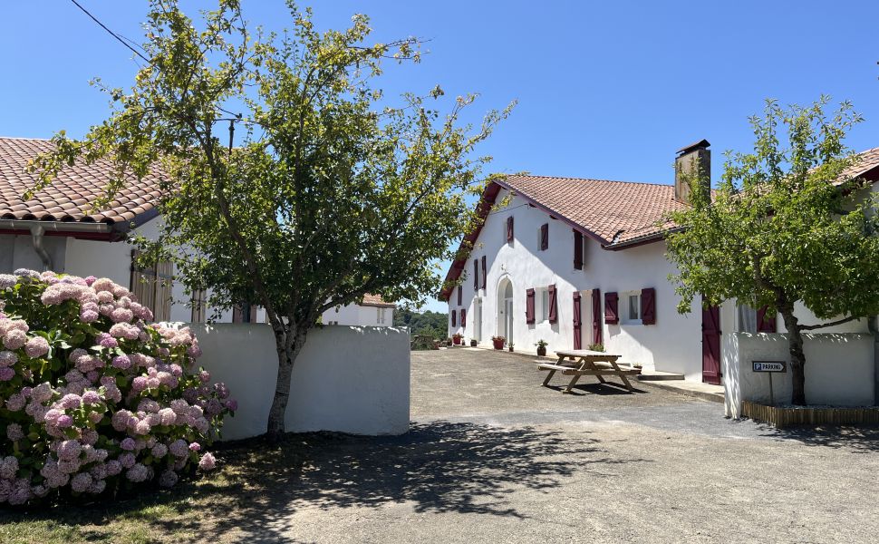 French property for sale - FCH1159