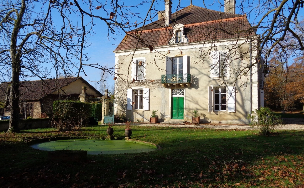 French property for sale - FCH759