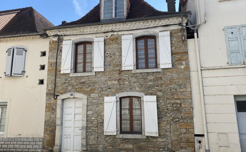 French property for sale - FCH862