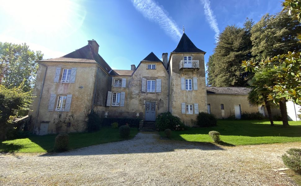 French property for sale - FCH886
