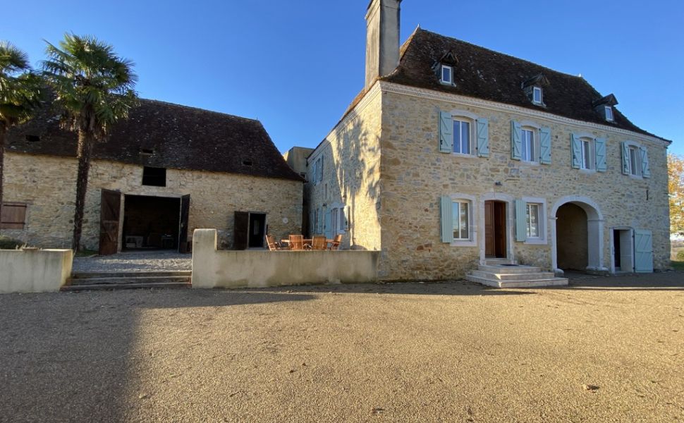 French property for sale - FCH890