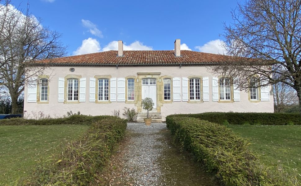 French property for sale - FCH895