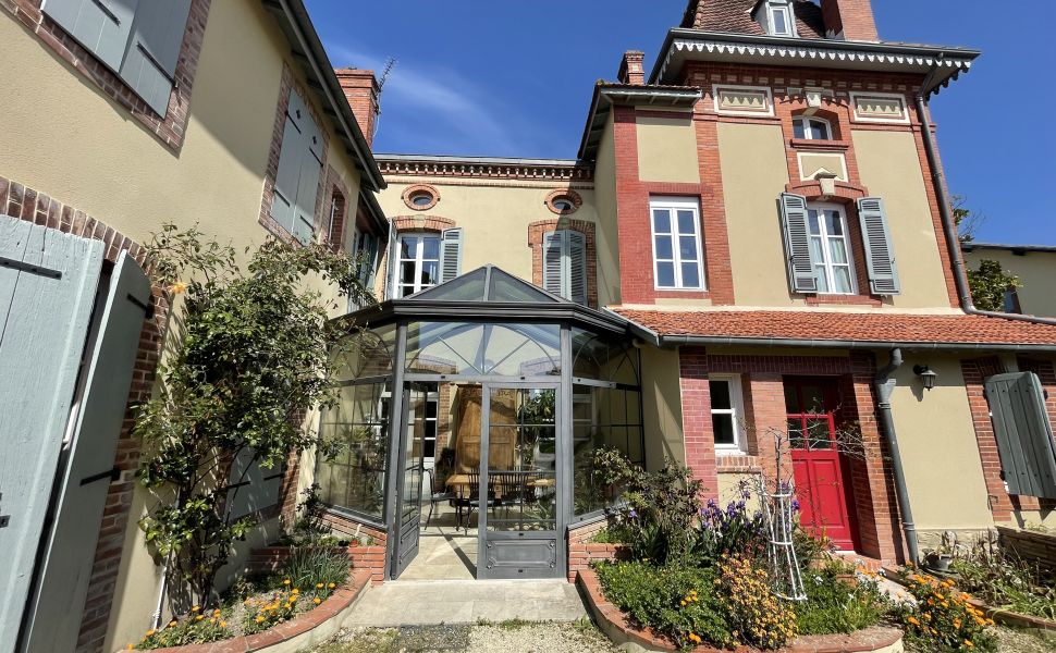 French property for sale - FCH911