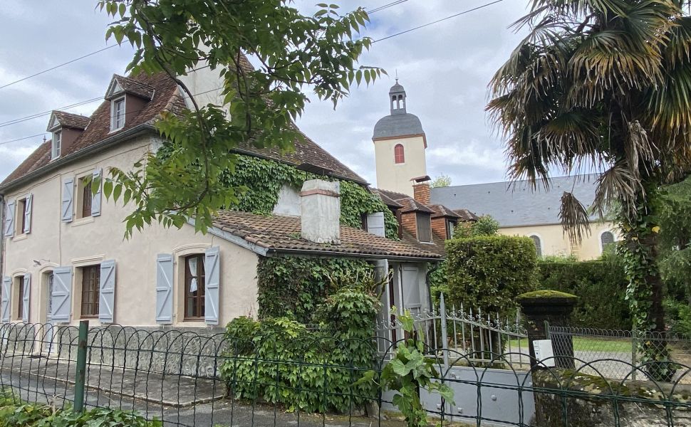 French property for sale - FCH986