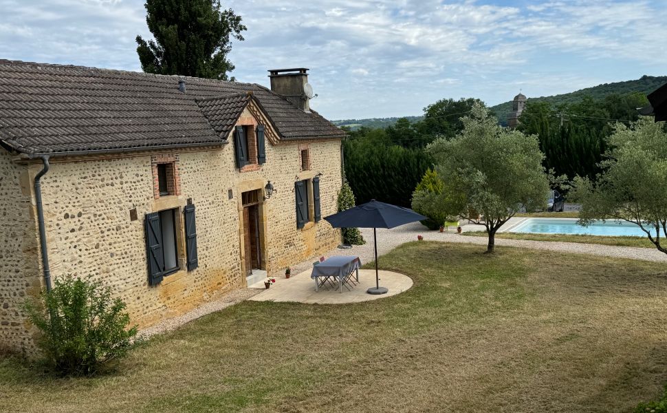 French property for sale - FCH1064