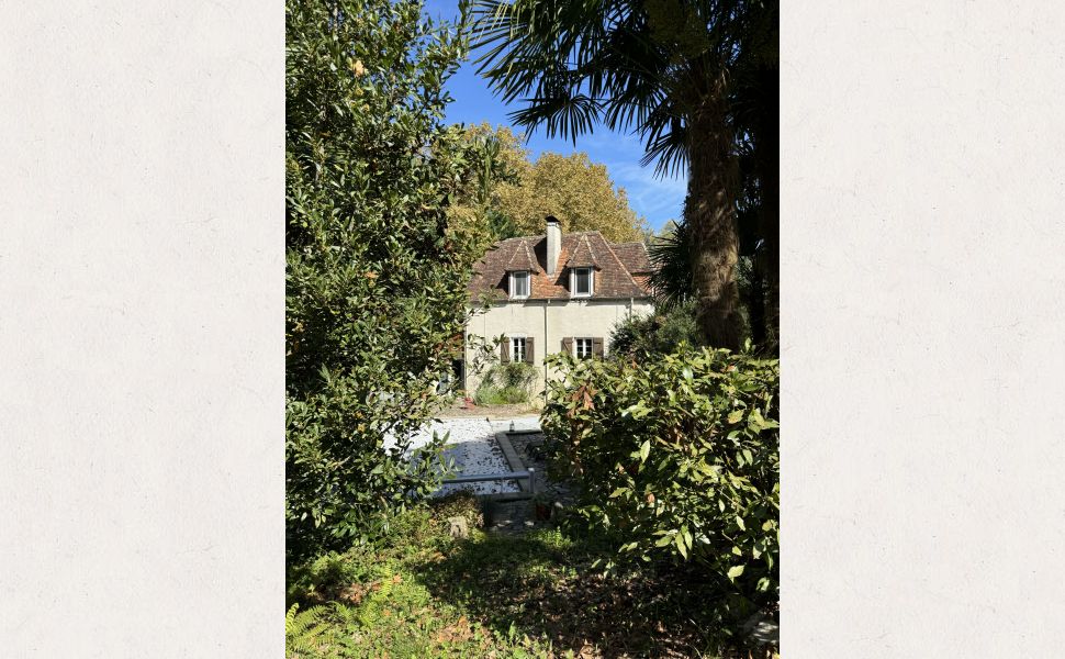 Charmant Moulin Datant du 19ème Siècle, Doté d'Une Piscine, Dans Un Cadre de Paix