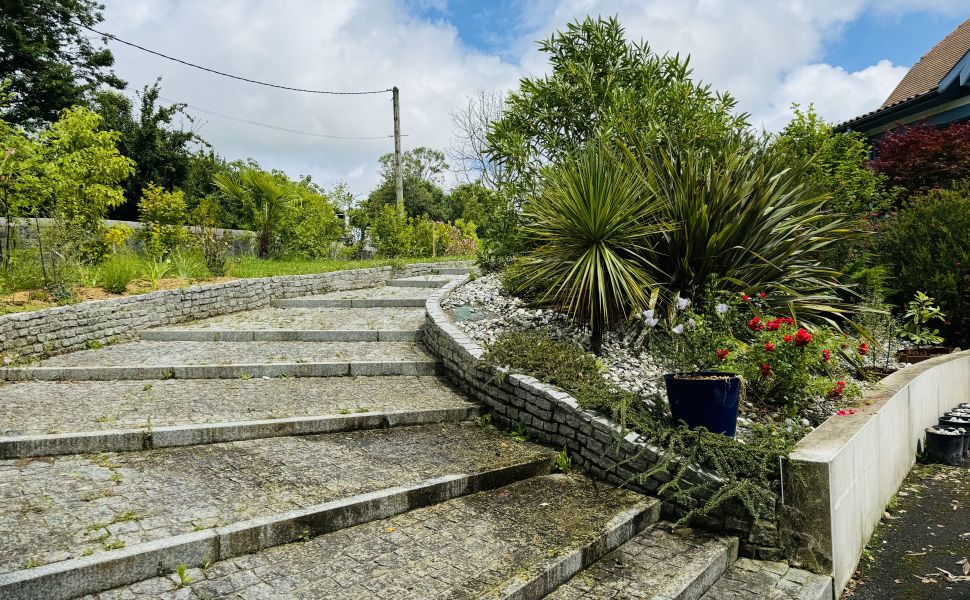 Belle Maison Néo-Béarnaise Située Dans la Ville Thermale de Salies de Béarn