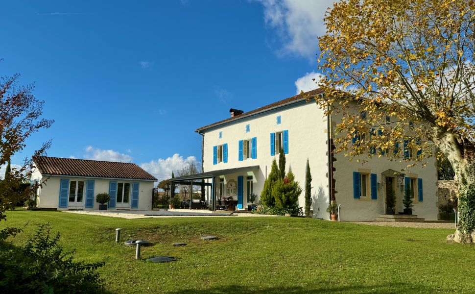 Maison de Campagne Élégant, Situé dans un Cadre Paisible à moins d'une heure de la Côte