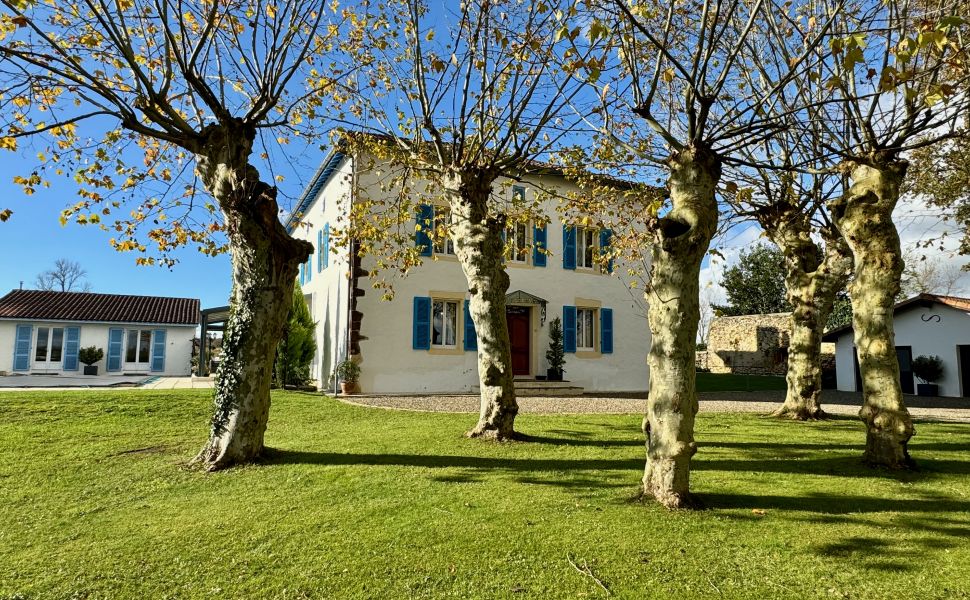 Maison de Campagne Élégant, Situé dans un Cadre Paisible à moins d'une heure de la Côte