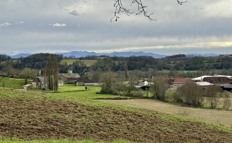 Magnifique Demeure Béarnaise Datant 1789 Avec Vue Panoramique des Pyrénées