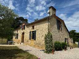 A Charming Farmhouse, with Barn & Pool, situated in Open Countryside on the edge of its Village