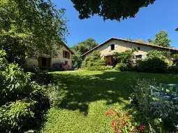 Authentic Landaise Farmhouse with 2 Guest Cottages, Pool, 1.2HA of Flower-Filled Cottage Gardens