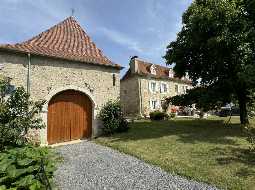 Belle Maison 18ème Siècle, Entièrement Rénovée Avec Vue Pyrénées et Grange Indépendante