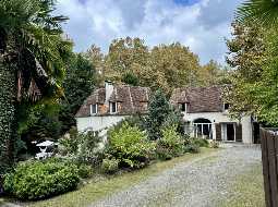 Picturesque 19th Century Watermill In Private Grounds With Swimming Pool