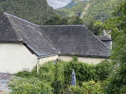 Charming Bearnaise Village House With Artists Studio In the Heart of The Valley Aspe