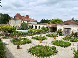 A Magnificent Stable Block Conversion 