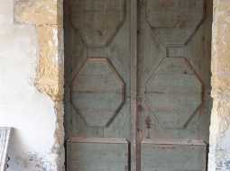 A Magnificent Stable Block Conversion 