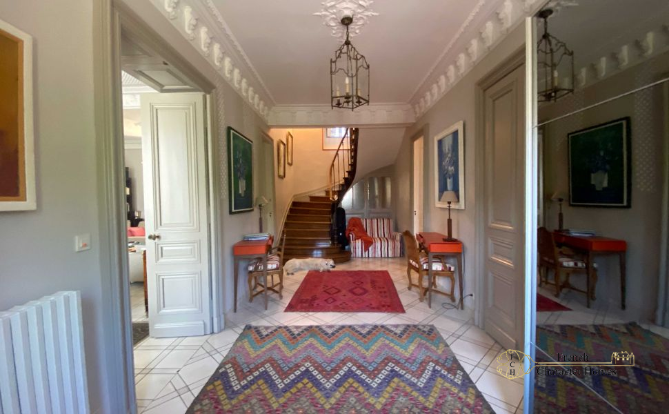 Splendid 7 Bedroom Maison de Maitre in the heart of an active market town