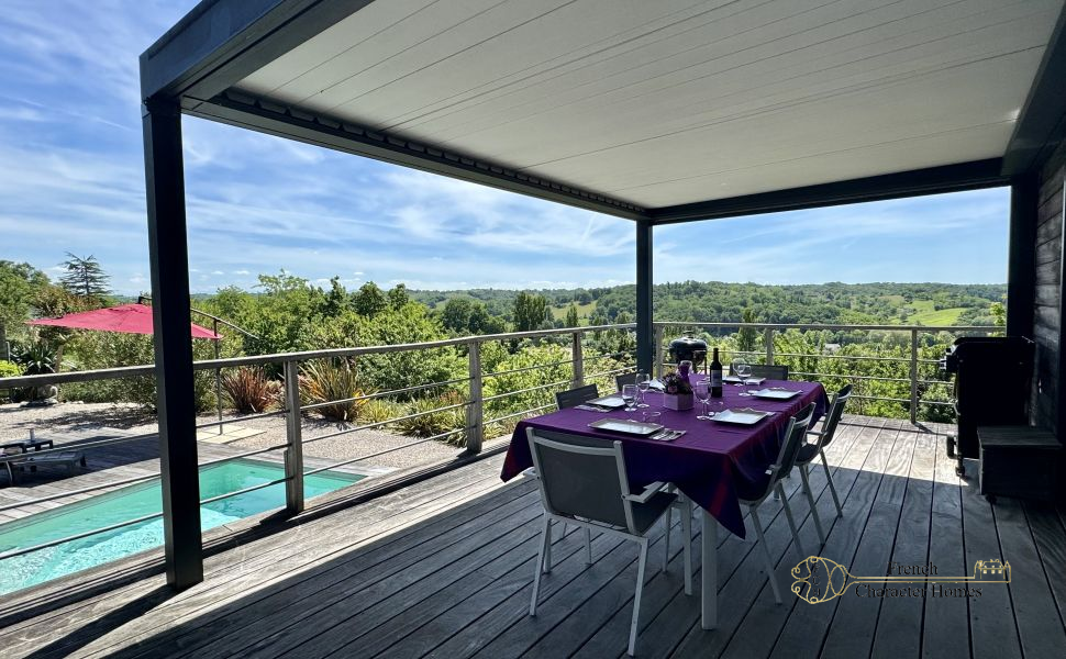 Elevated Contemporary, Energy Efficient Property with Magnificent Views in Thermal Spa Town