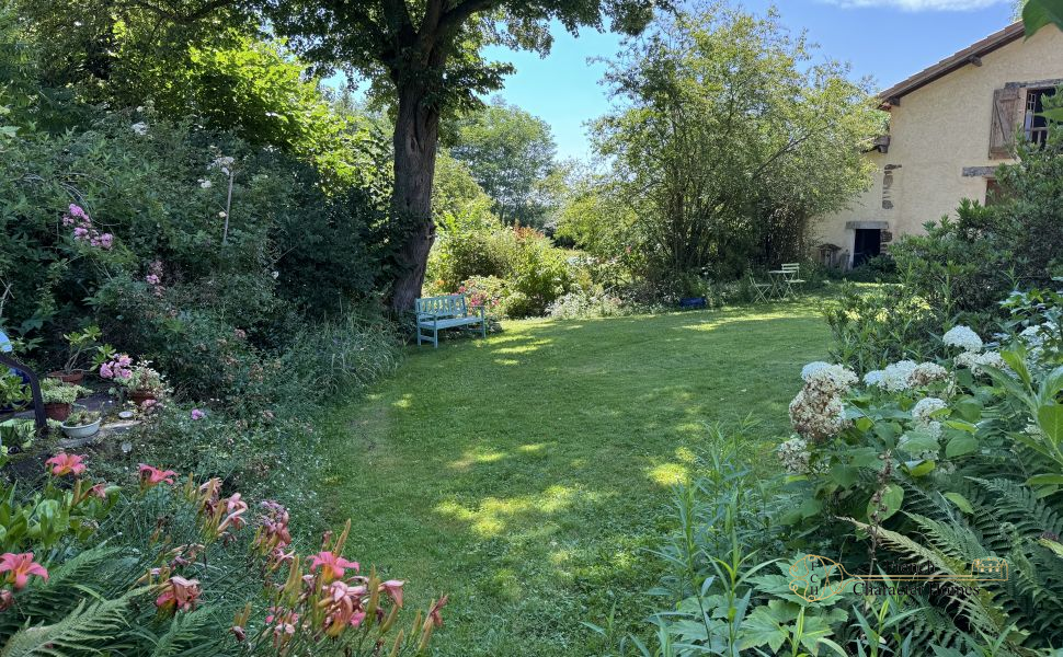 Authentic Landaise Farmhouse with 2 Guest Cottages, Pool, 1.2HA of Flower-Filled Cottage Gardens