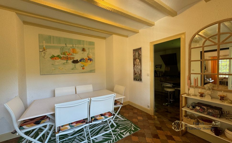 Substantial Family Home; Independent Annex; Walking Distance of the Charming La Bastide Clairence