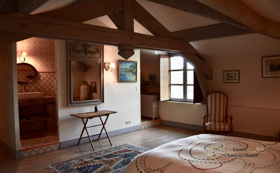 An Exquisite Stable Block Conversion with 3 Beautifully Renovated Cottages!