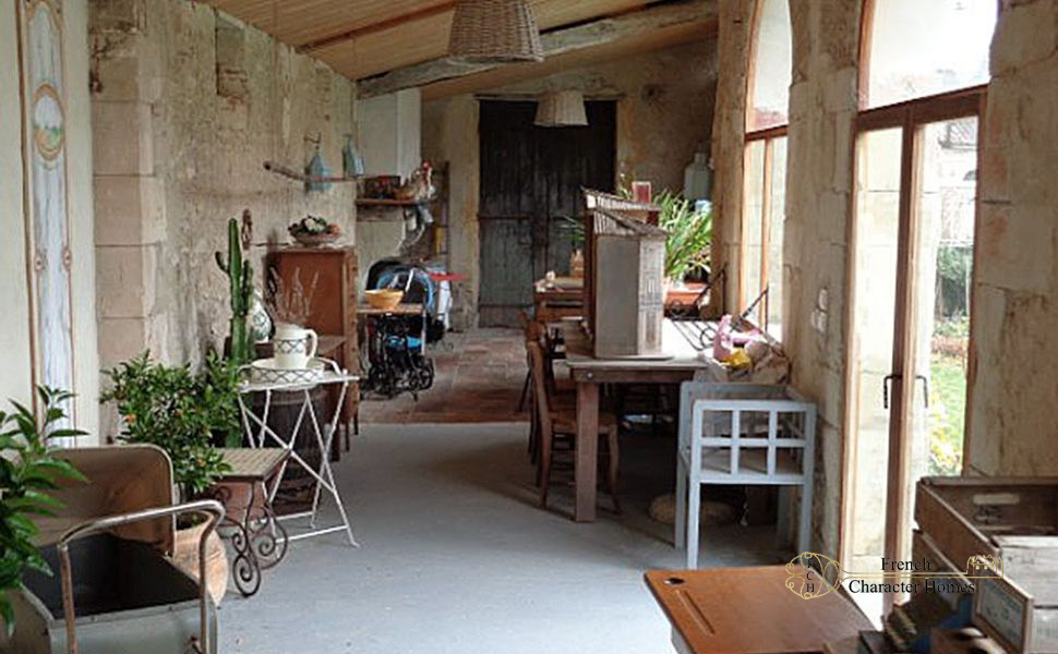 A Magnificent Stable Block Conversion 