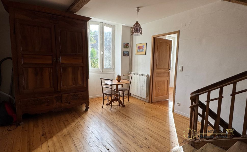 An Exceptional 18C 5-Bed Family Home with 3-Bed Cottage, 22.6 Acres & Pyrenean Views