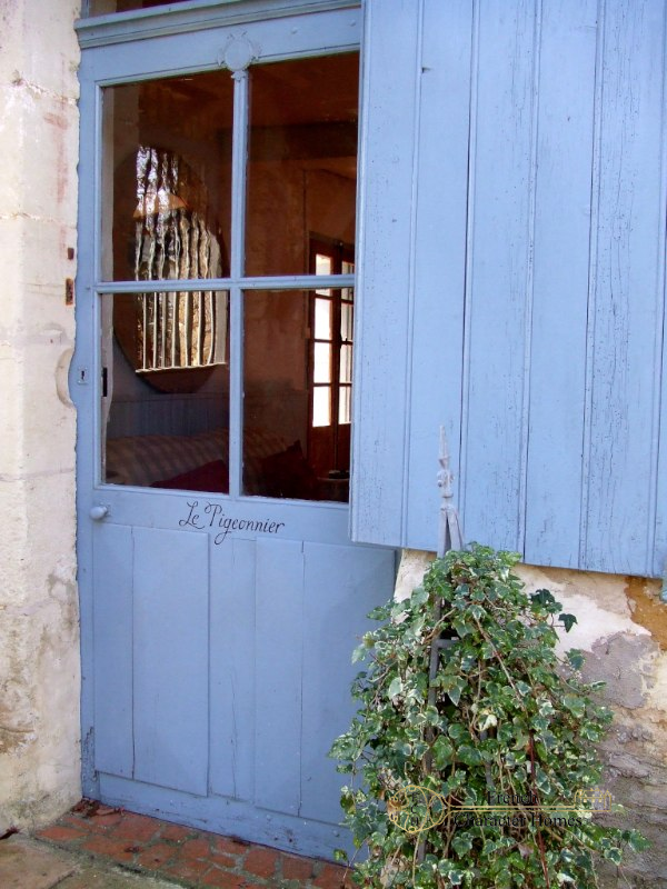 An Authentic 17C Chateau with Guest Cottage & Barns